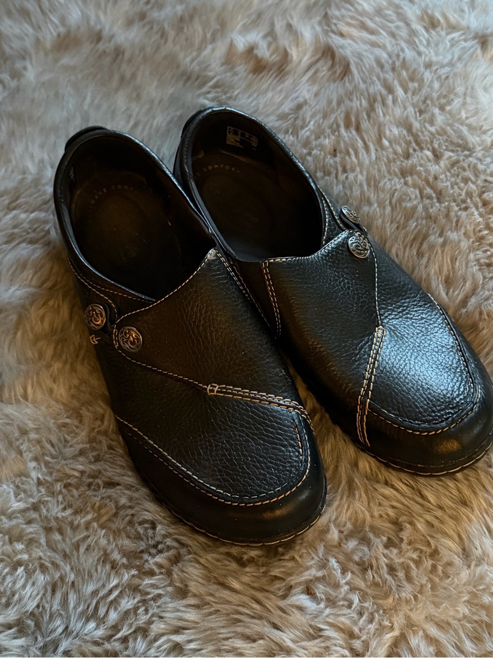 Clark’s Collection walking shoes for women